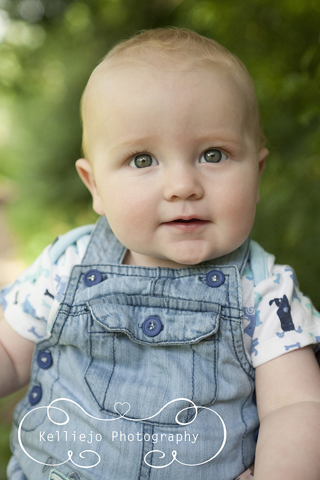 Oliver at Abney Hall by Cheshire children and family photographer Kelliejo Photography