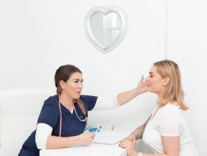 Lifestyle-headshot-photography-of-client-botox-consultation