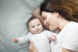 how to take better photographs of your newborn