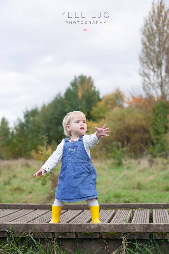 children's photoshoot Abney Hall Park
